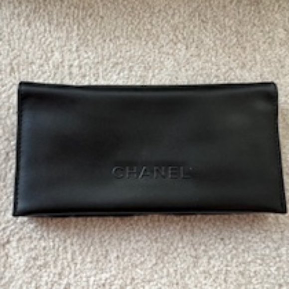 Pre-loved original Chanel Sunglasses case, soft case - Picture 1 of 3